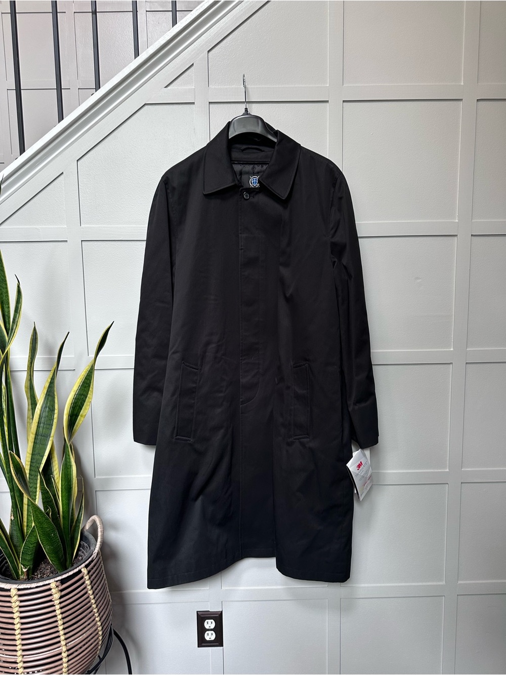 William Wallace Black Men's Coat with Shield Logo